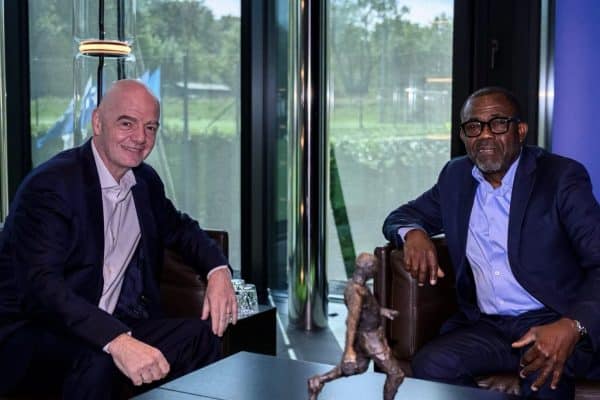 Veron Mosengo-Omba Meets Gianni Infantino at FIFA Headquarters