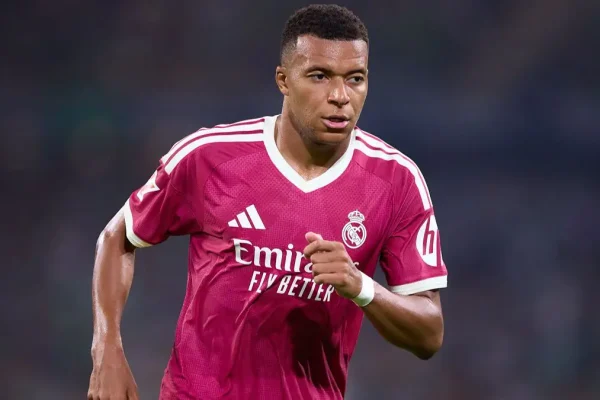 Kylian Mbappé eyes Ballon d'Or