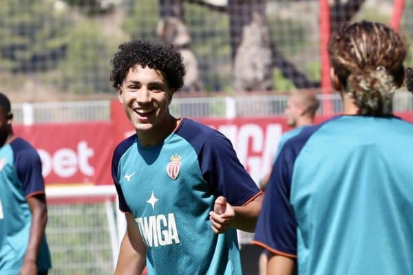 Safouane Benzahra signs contract with Monaco