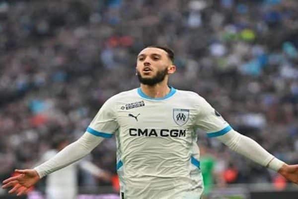 Amine Gouiri during Marseille's Ligue 1 match against Paris Saint-Germain at the Vélodrome.