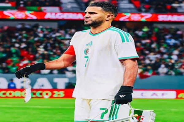 Riyad Mahrez and Aïssa Mandi during their time with the Algeria national team.