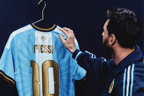 Lionel Messi lands in Argentina ahead of friendly