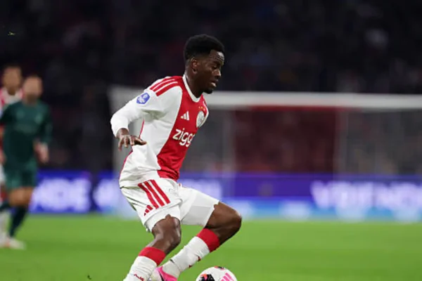 Simon Adingra marks Ajax debut