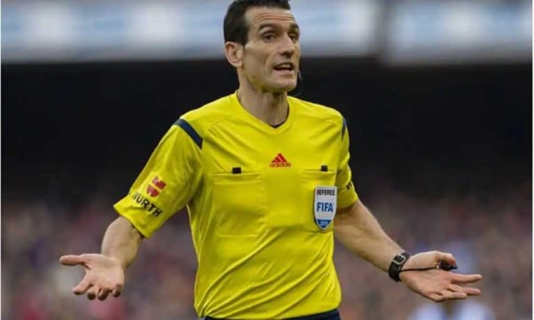 Juan Martinez to referee Barcelona v Real Madrid in fifth El Clasico