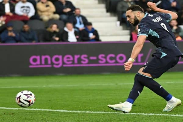 Amine Gouiri and Himad Abdelli, the Algerian internationals who scored for Marseille against Angers.
