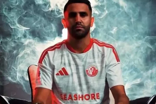 Riyad Mahrez makes his Al Shamal SC debut